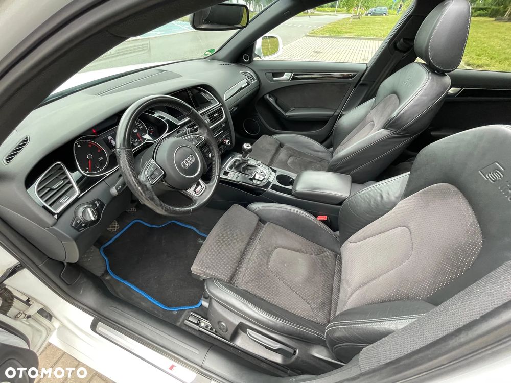 Audi A4 Avant 2.0 TDI DPF quattro S line Sportpaket - 8