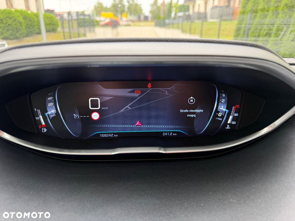 Peugeot 3008 - 16
