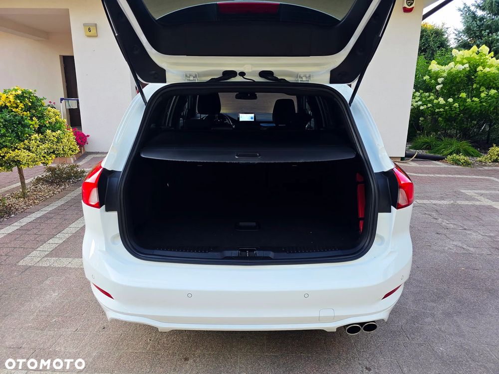 Ford Focus 1.5 EcoBoost ST-Line - 20