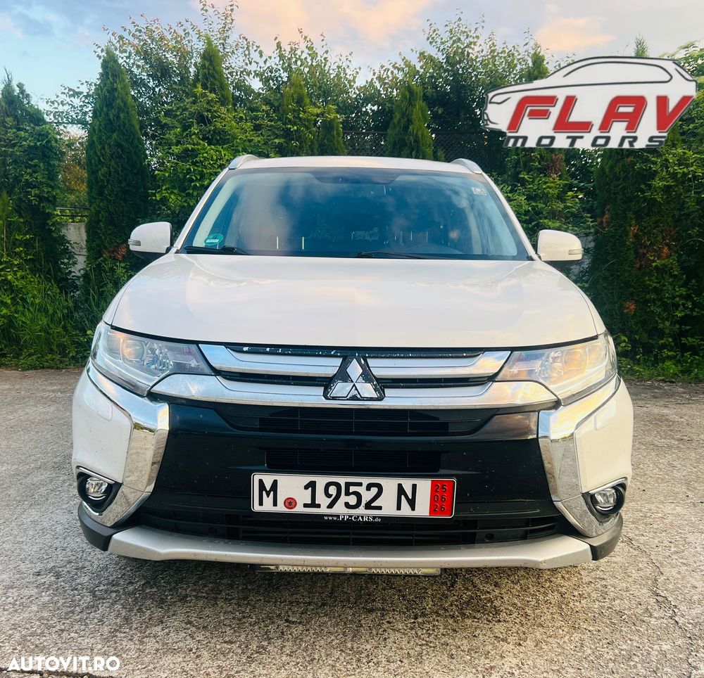 Mitsubishi Outlander 2.2 DI-D 4WD Automatik Plus - 25