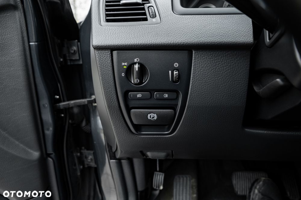 Volvo XC 90 D5 AWD Geartonic Summum - 27