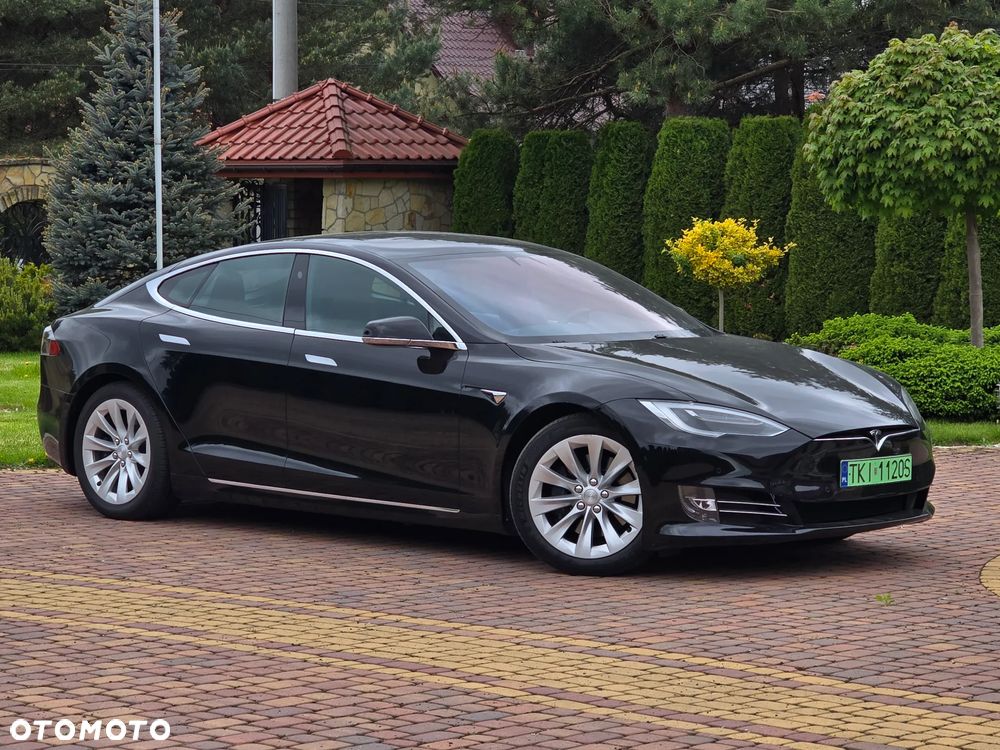 Tesla Model S Long Range Plus - 11