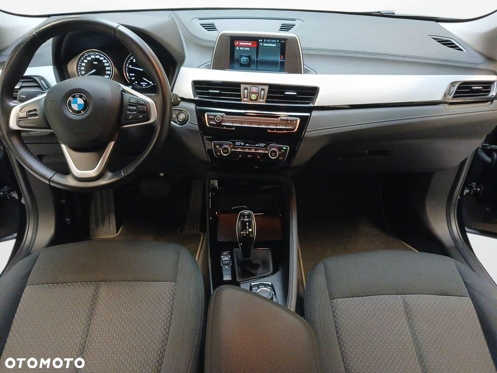 BMW X2 sDrive18i - 15