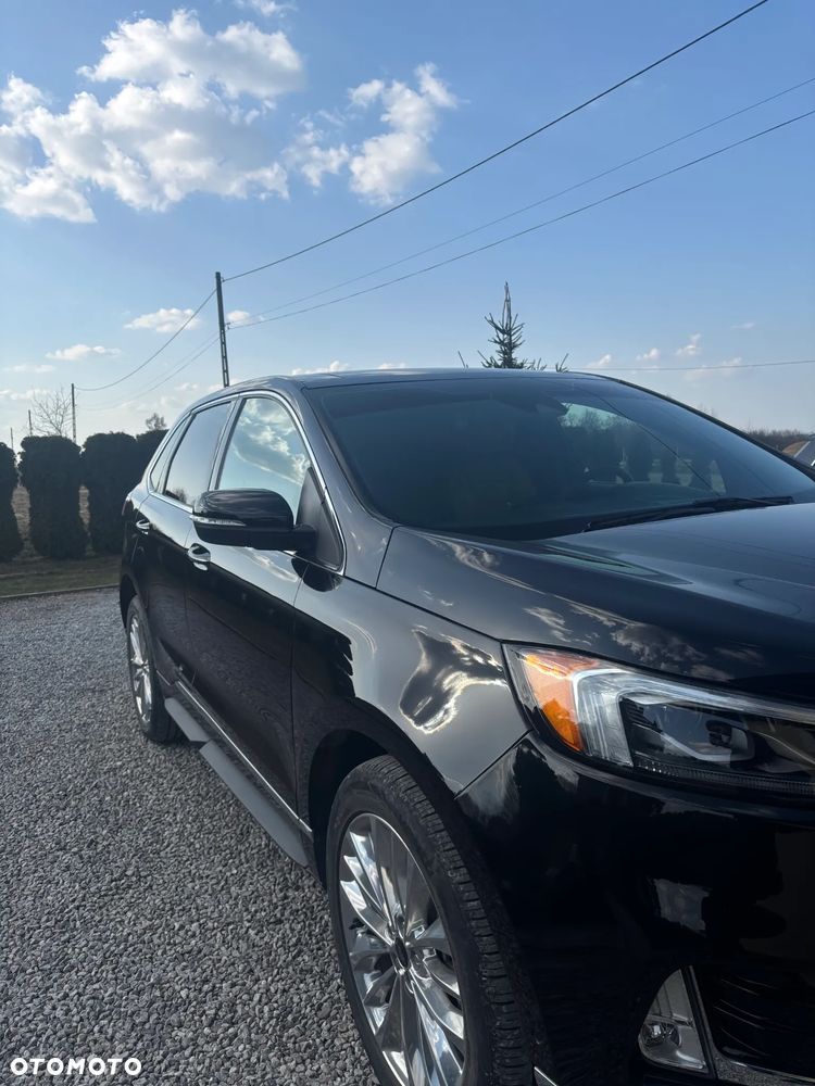 Ford Edge - 3