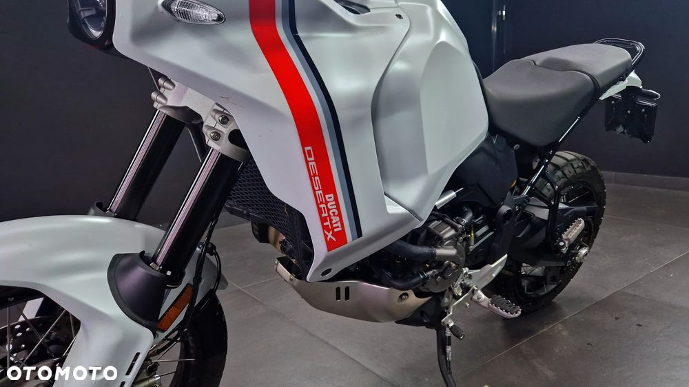 Ducati DesertX - 12