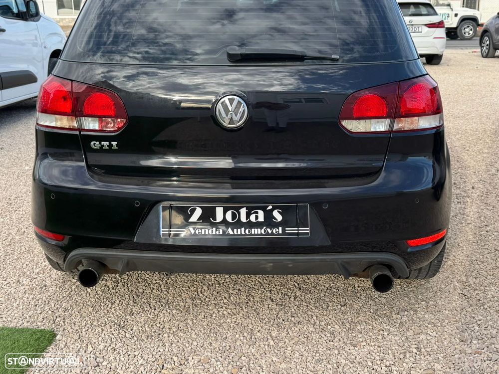 VW Golf 2.0 GTI - 8