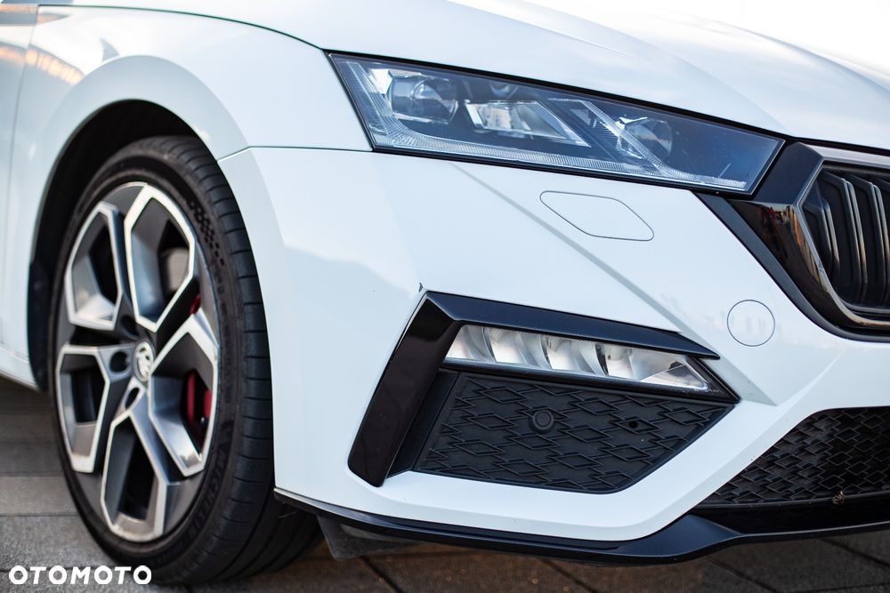 Skoda Octavia 2.0 TSI RS DSG - 4