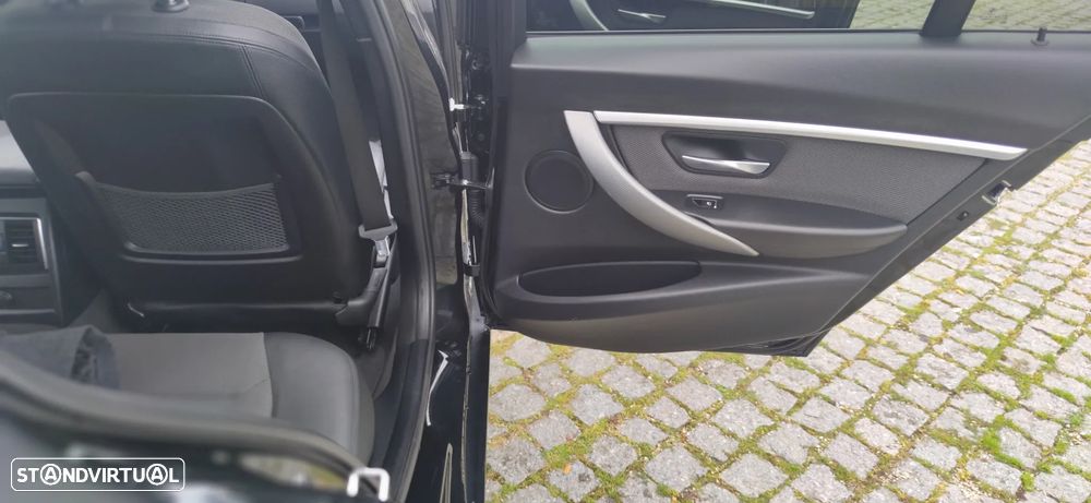 BMW 318 d Line Sport Auto - 10