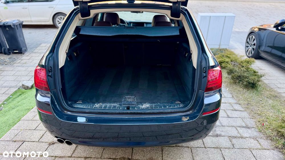 BMW Seria 5 530d xDrive - 8