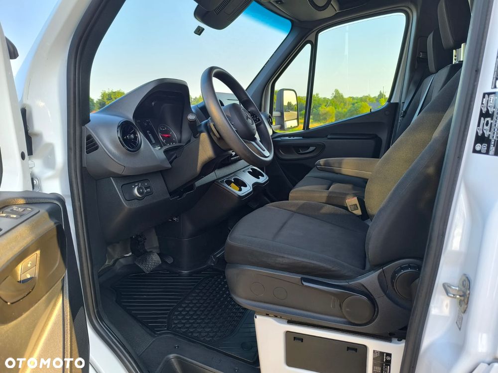 Mercedes-Benz Sprinter 517,170KM, Automat, Kontener 8 Palet, Full Led, Salon Polska! - 13