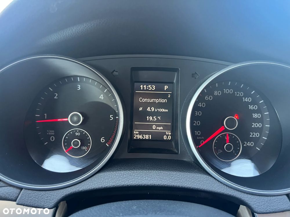 Volkswagen Golf 2.0 TDI Highline DSG - 19