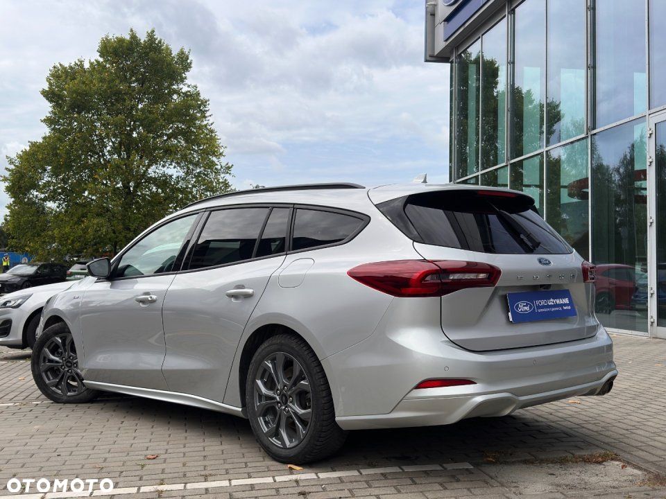 Ford Focus - 8