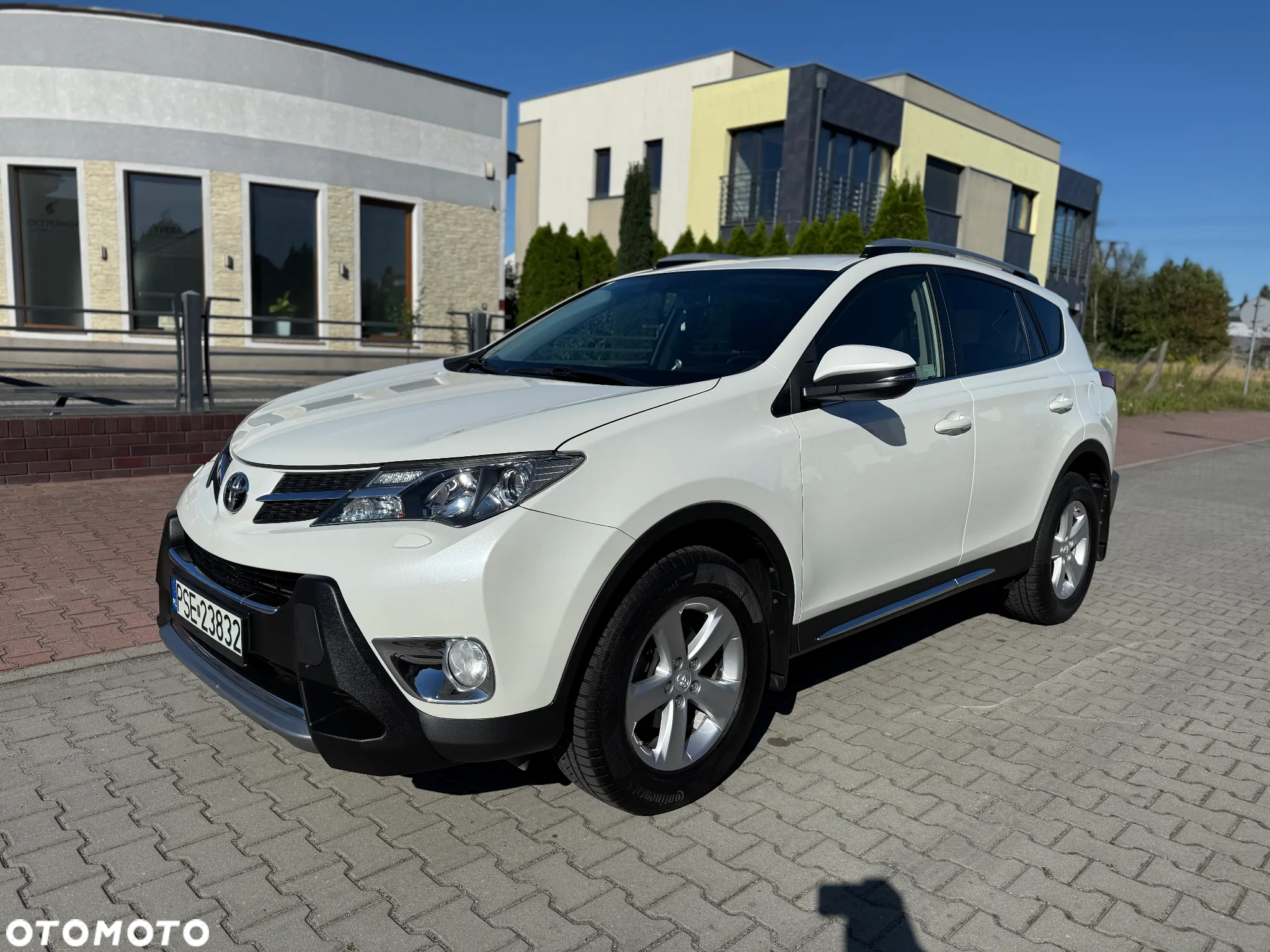Toyota RAV4 2.0 D-4D Active - 10