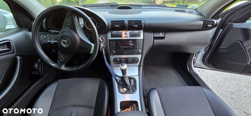 Mercedes-Benz CLC 200 CDI DPF - 16