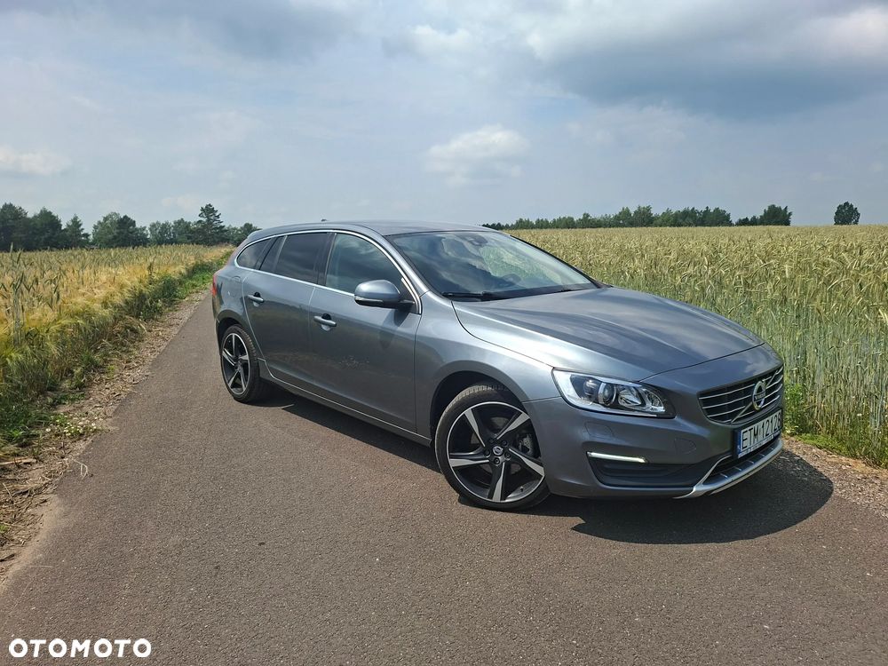 Volvo V60 D2 Drive-E Momentum - 16