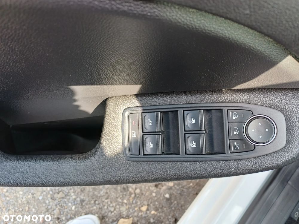 Renault Clio 1.0 TCe Evolution - 15