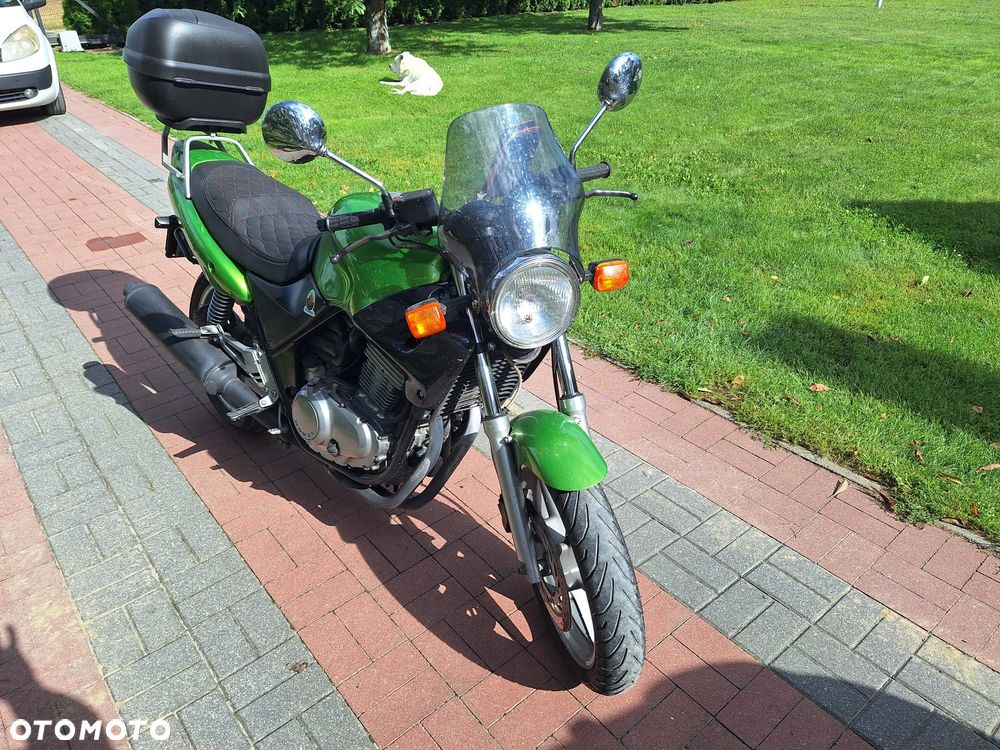 Honda CB - 2