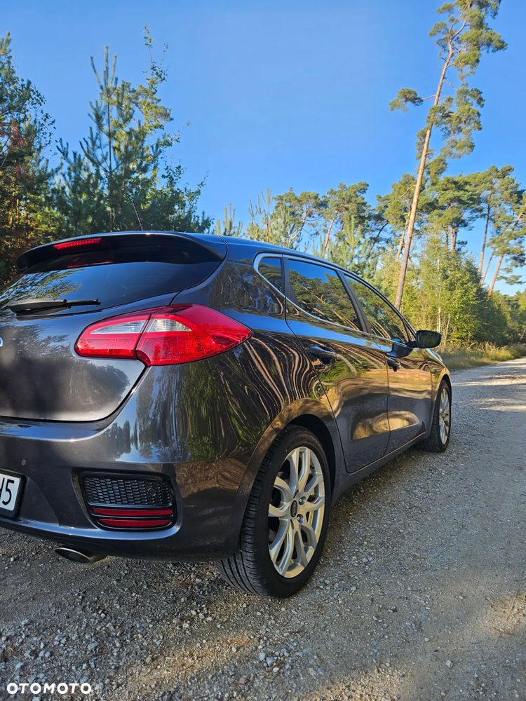 Kia Ceed Cee'd 1.6 CRDi GT Line DCT - 9