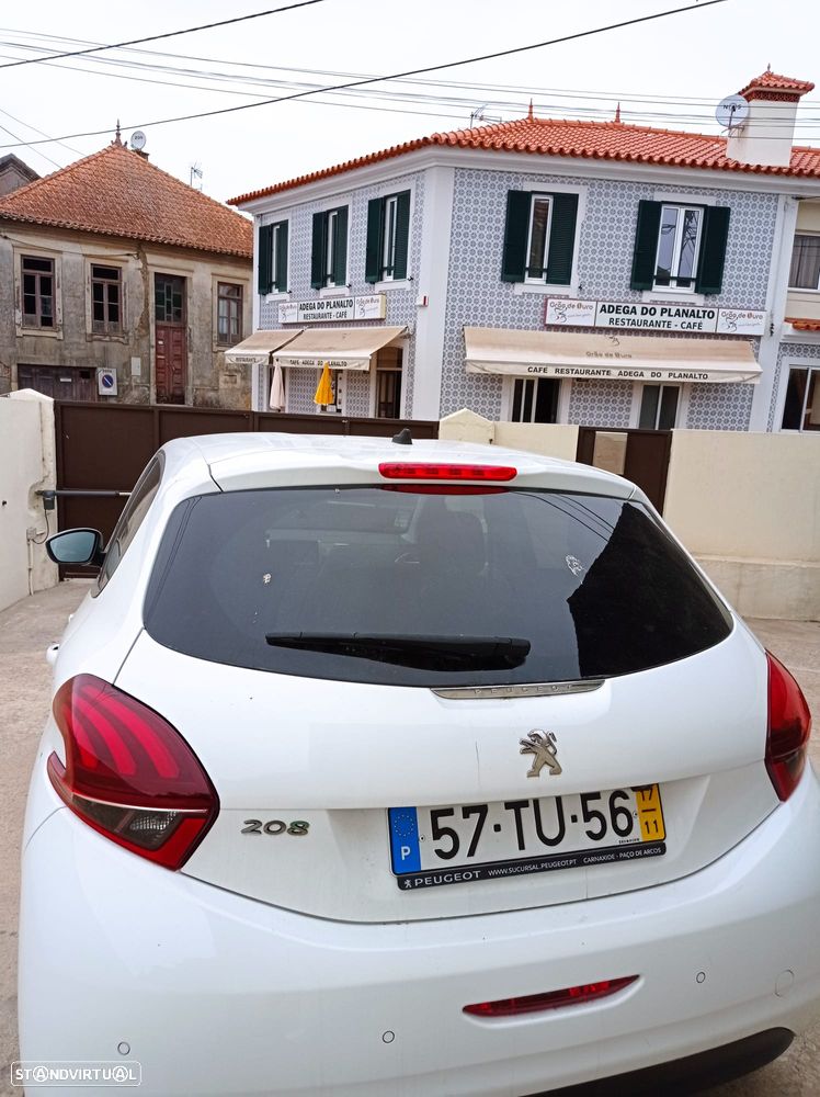 Peugeot 208 1.2 PureTech Style - 5