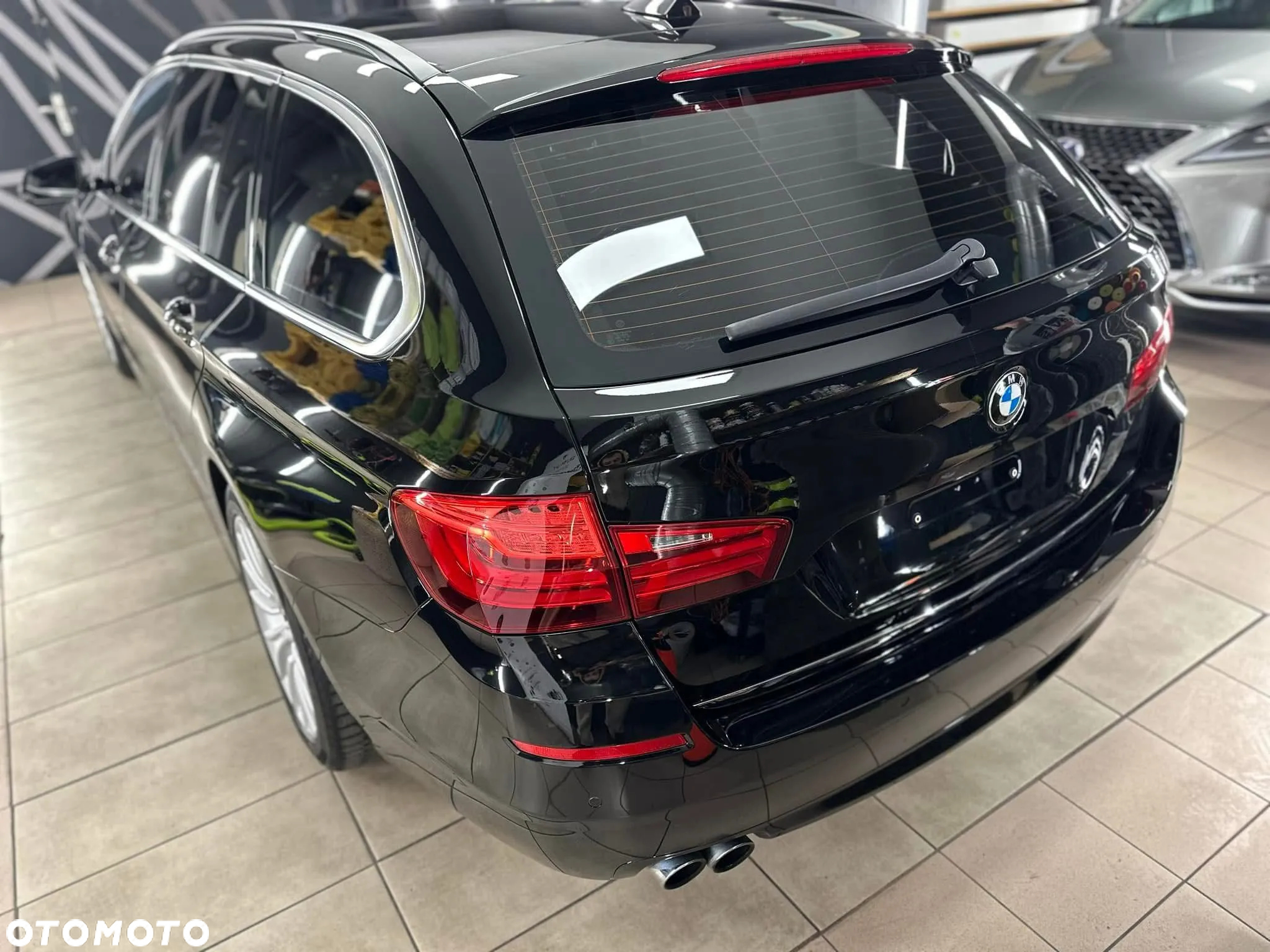 BMW Seria 5 520d Luxury Line - 15