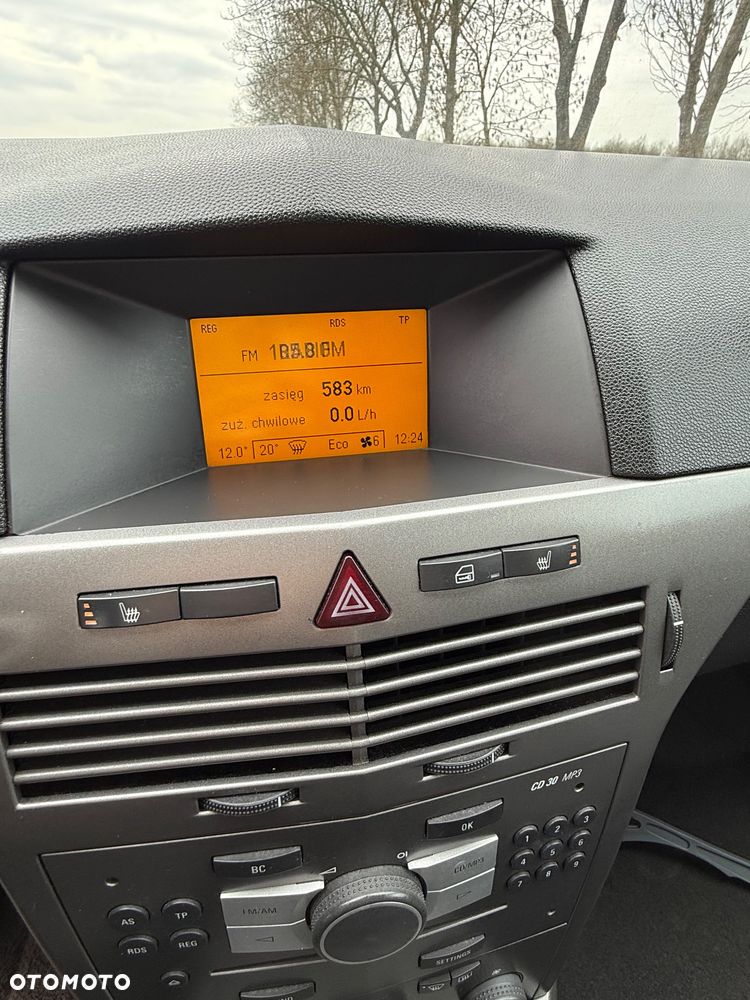 Opel Astra 1.9 CDTI Cosmo - 12