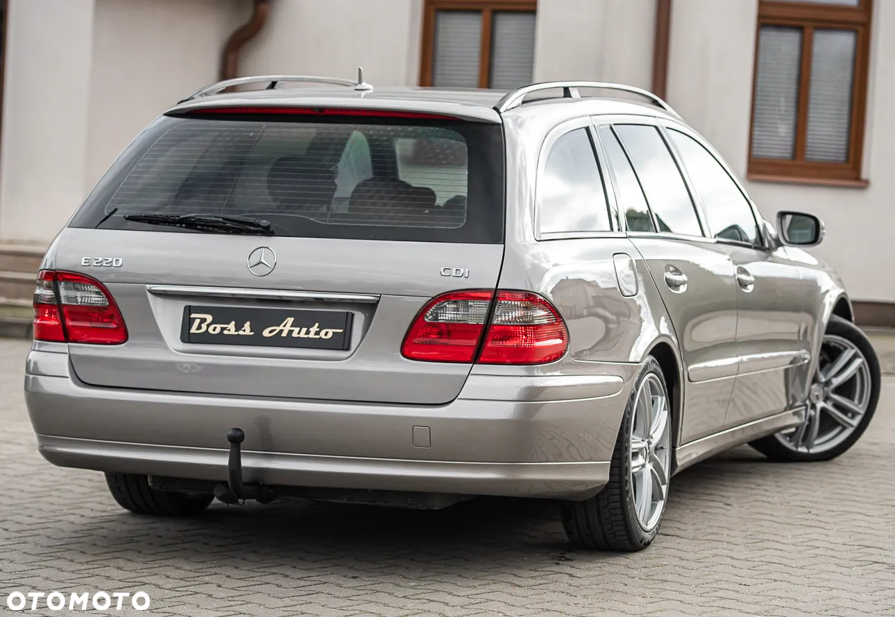Mercedes-Benz Klasa E - 11