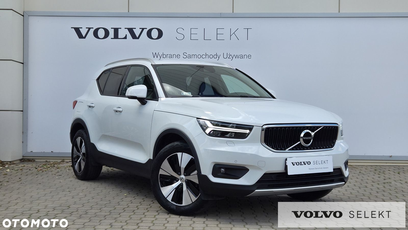 Volvo XC 40 T3 Momentum Pro - 5