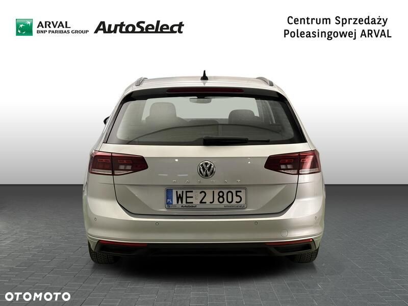 Volkswagen Passat - 5