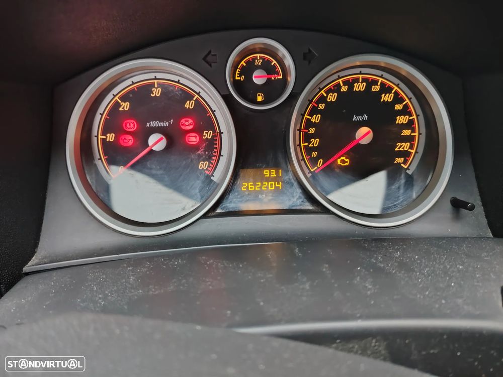 Opel Astra GTC 1.3 CDTI - 6