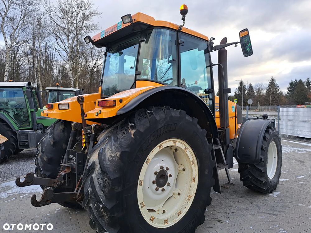 Renault ARES 725 RZ - 4