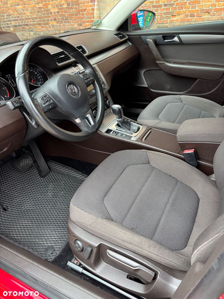 Volkswagen Passat - 7