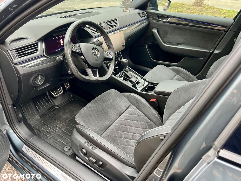 Skoda Superb 2.0 TSI 4x4 DSG Sportline - 9