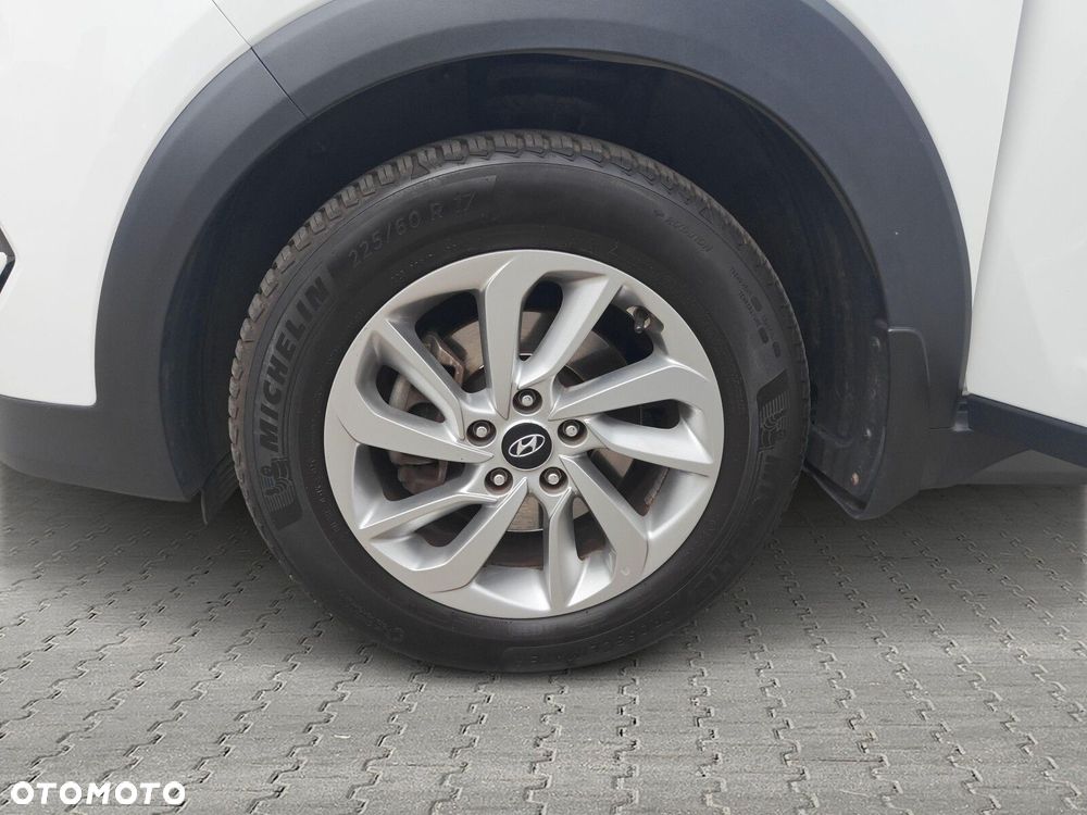 Hyundai Tucson 2.0 CRDI Style 4WD - 19