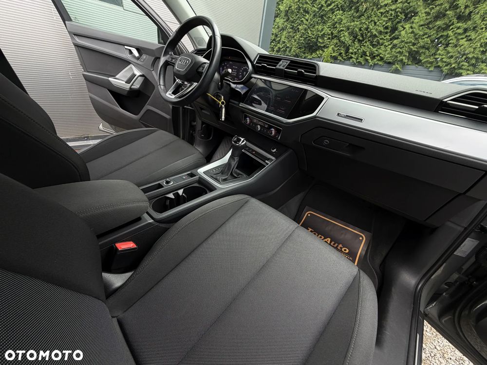 Audi Q3 35 TDI S tronic - 29