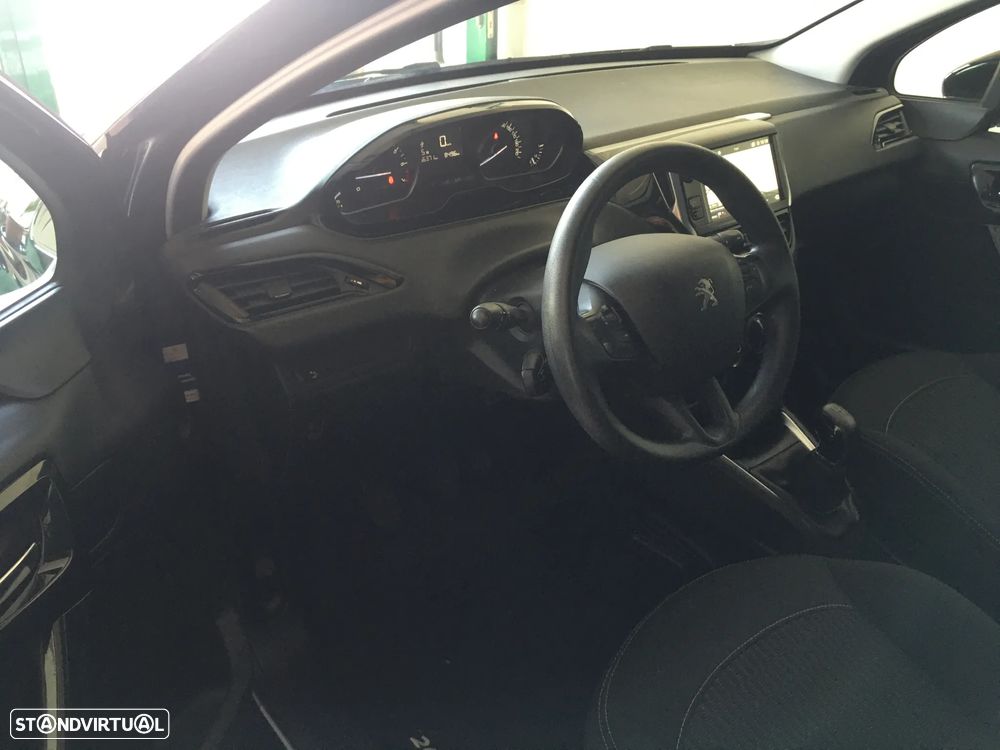 Peugeot 208 PureTech 82 Active - 13