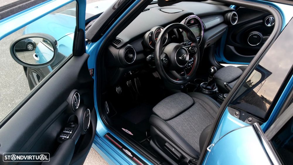 MINI 5 Portas Cooper D 4Business - 37