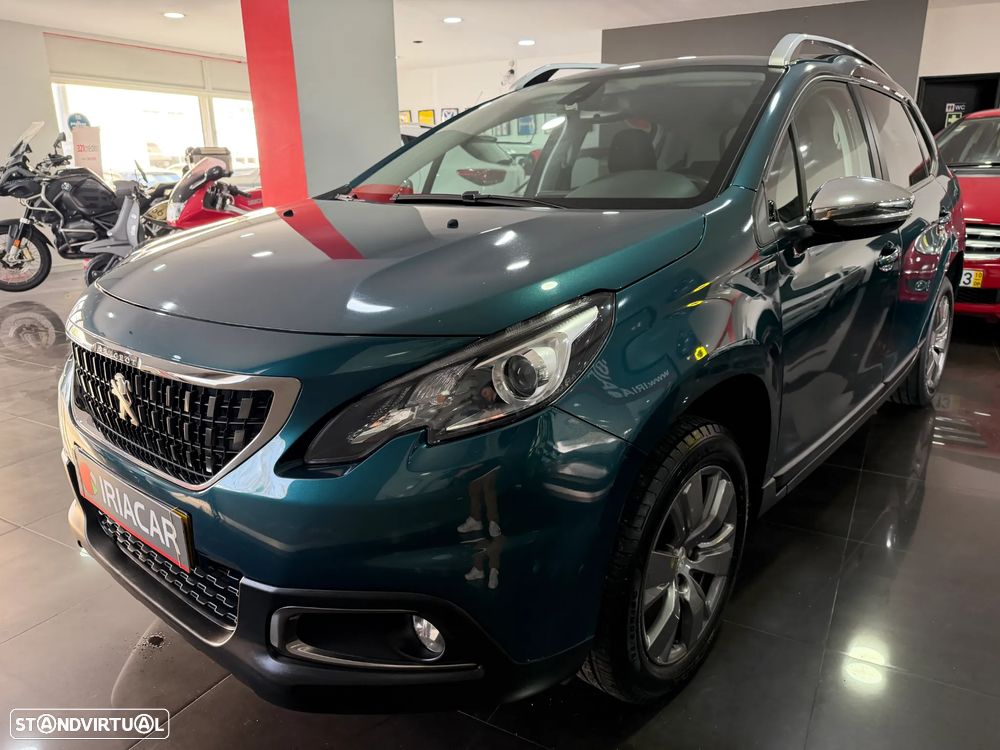Peugeot 2008 1.2 PureTech Style - 8