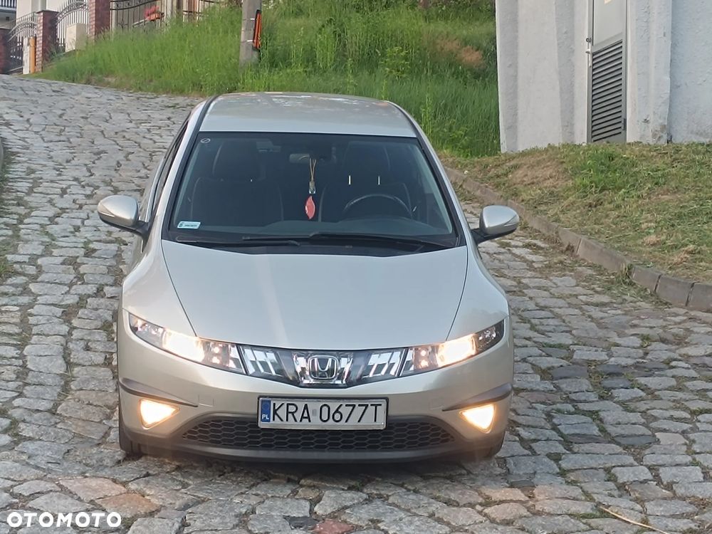 Honda Civic 1.8 Comfort - 1
