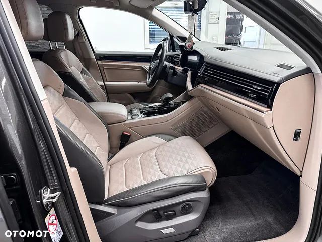 Volkswagen Touareg 3.0 V6 TFSI 4Motion Elegance - 8