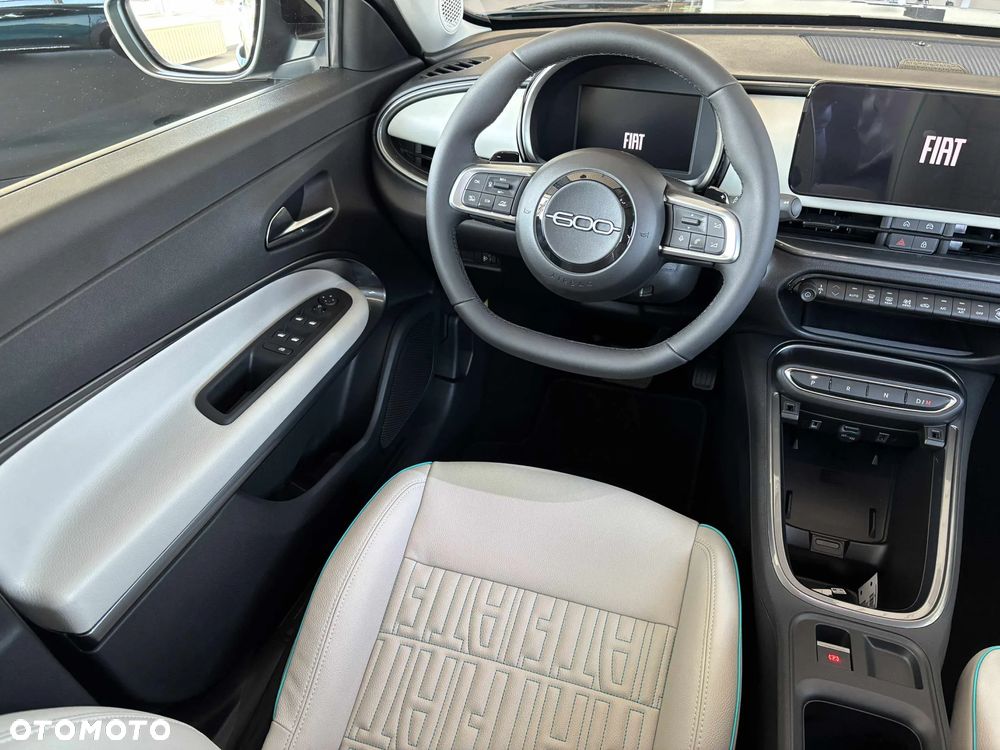 Fiat 600 1.2 Turbo Hybrid La Prima eDCT - 17