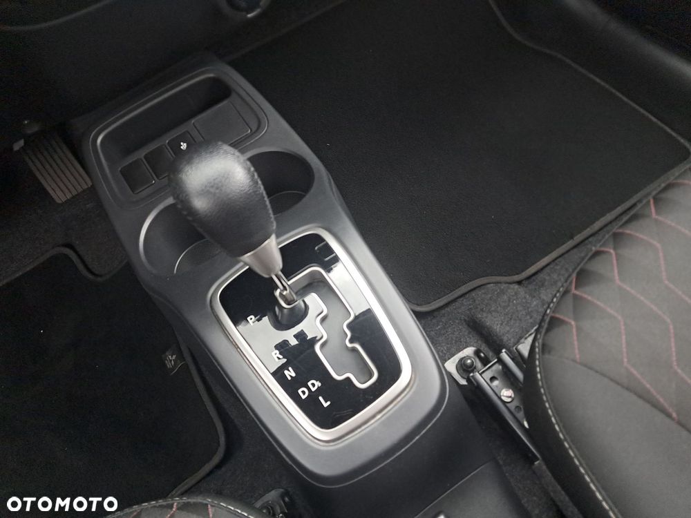 Mitsubishi Space Star 1.2 Invite CVT - 14