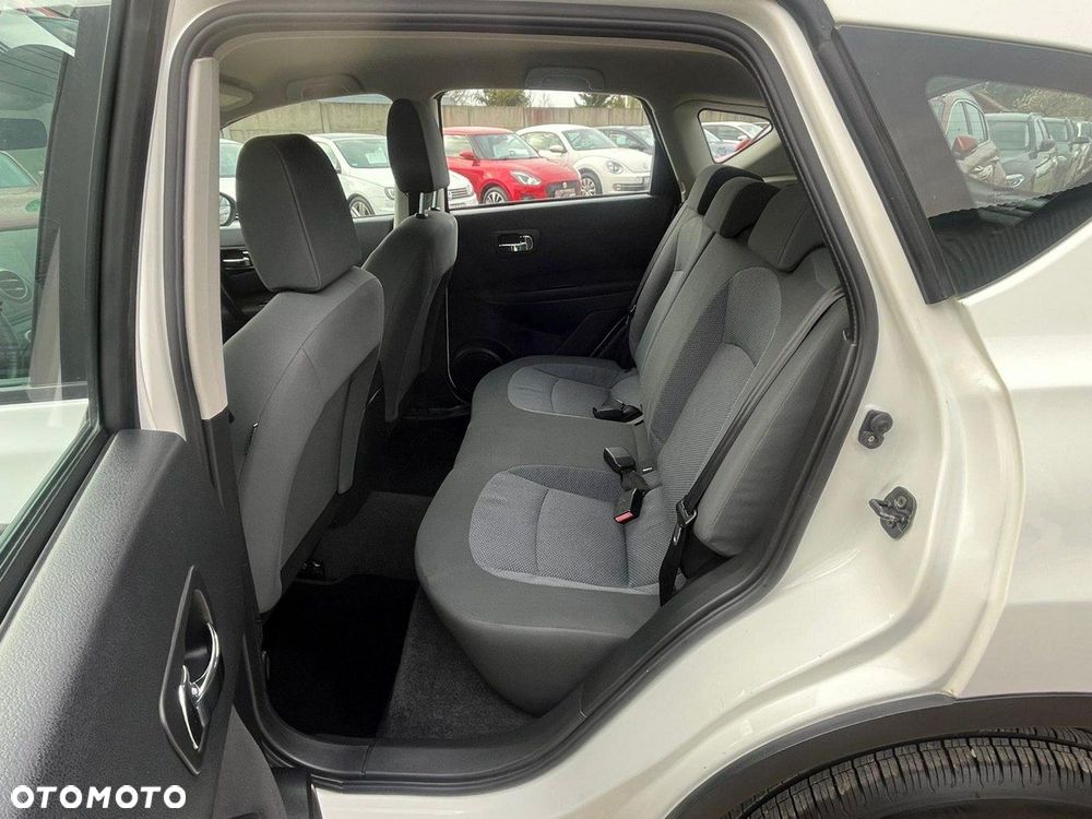 Nissan Qashqai 1.6 visia - 16