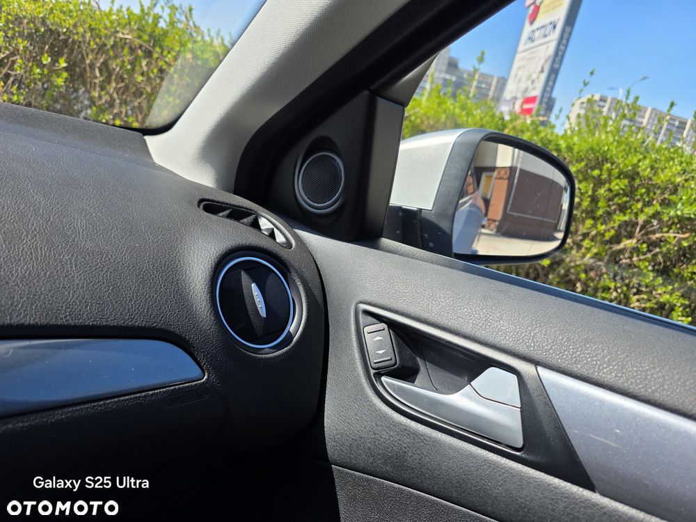 Ford Mondeo 2.0 TDCi Titanium - 37