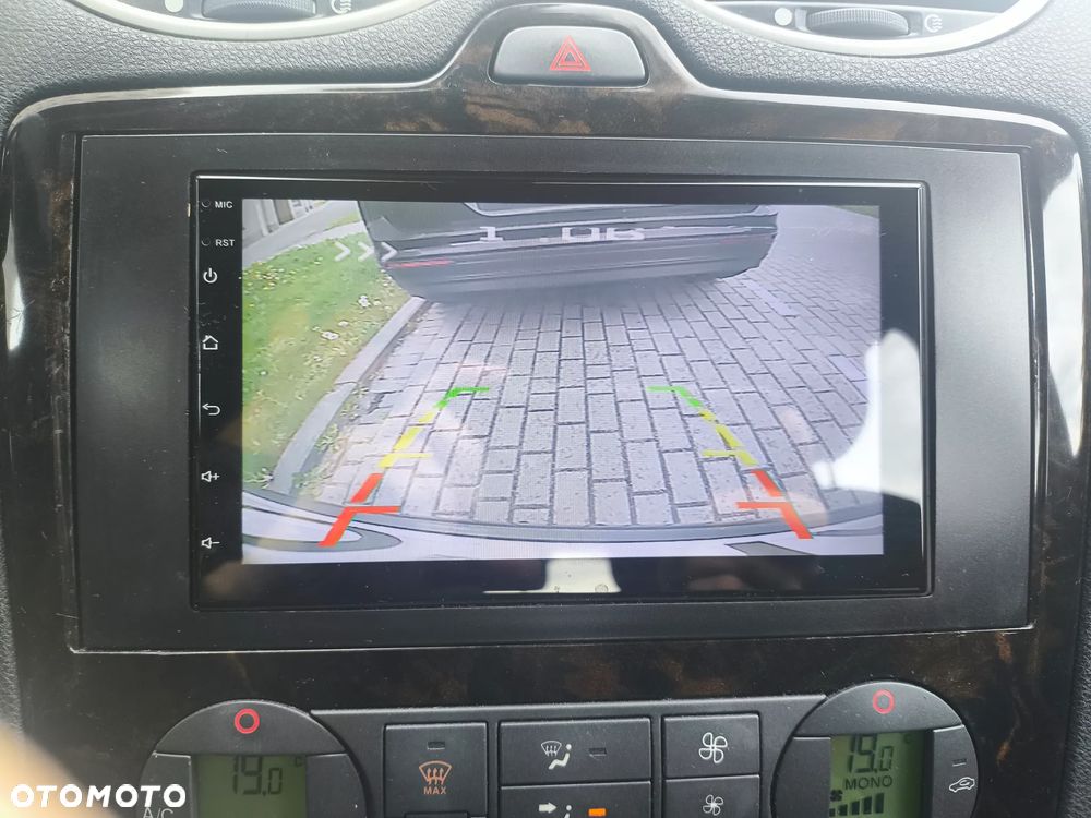 Ford Focus - 12