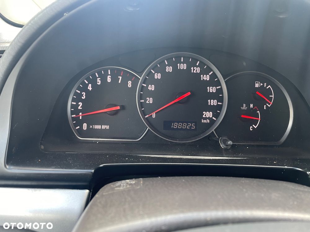 Suzuki Grand Vitara 2.0 Special Edition - 12