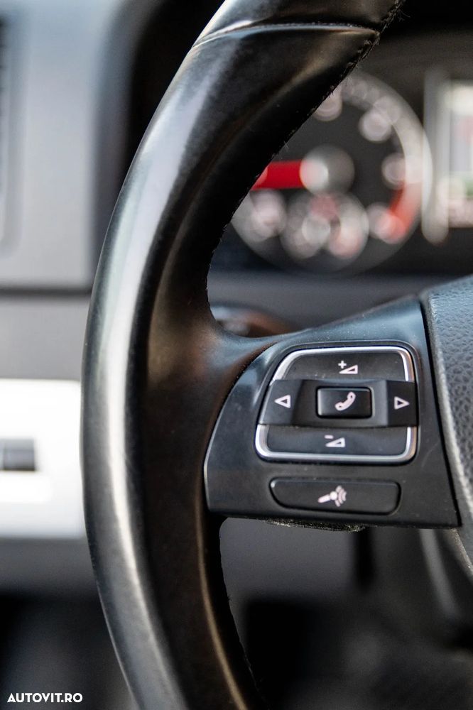 Volkswagen Multivan - 34