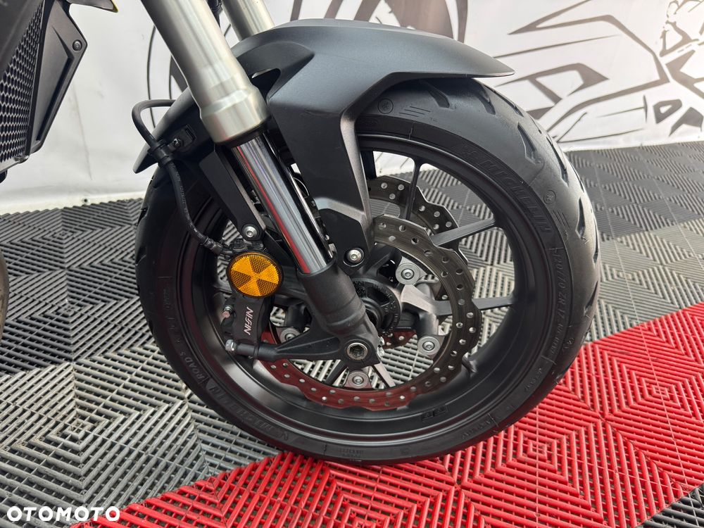 Honda CB - 34