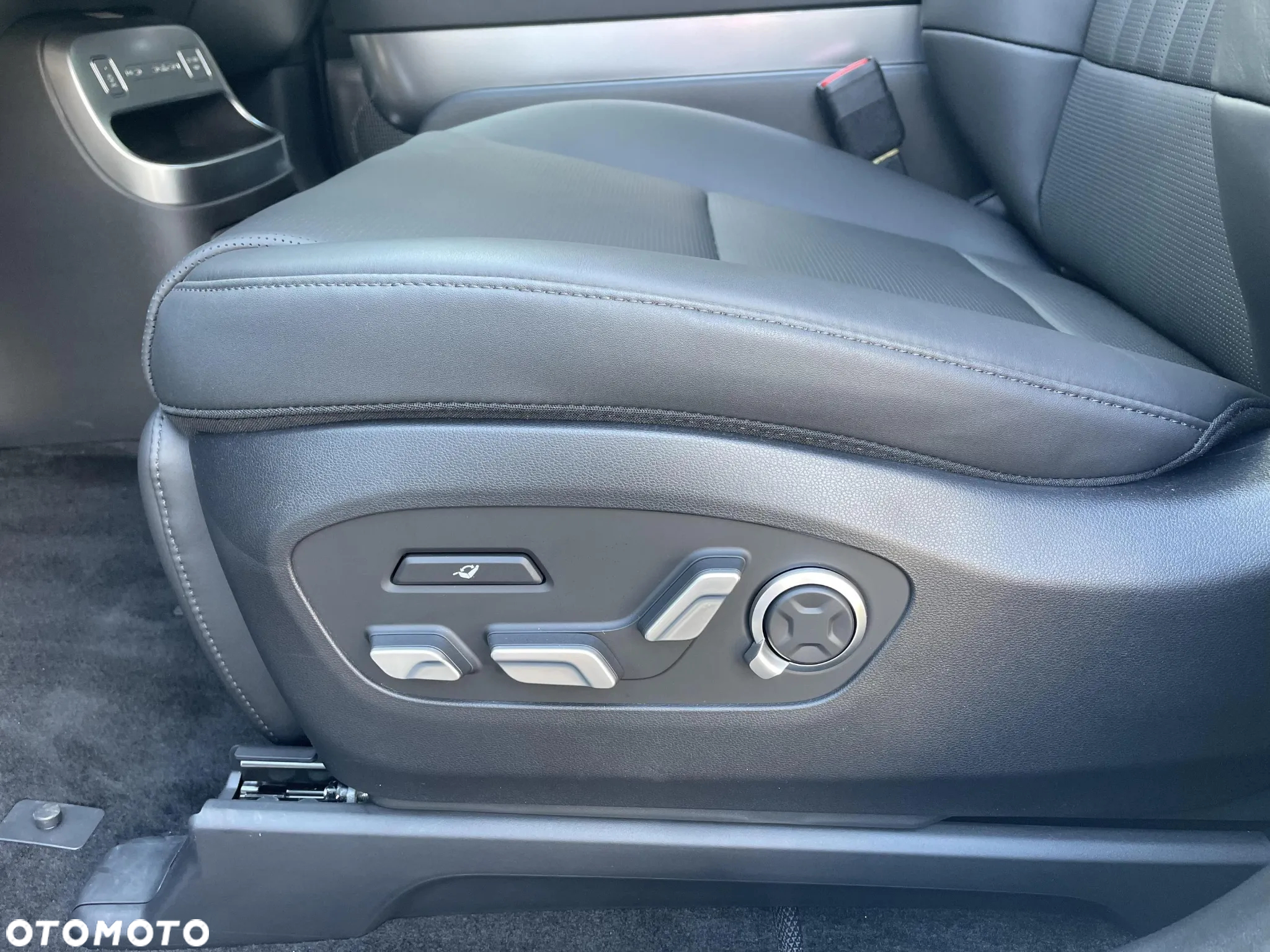 Hyundai IONIQ 9 - 13