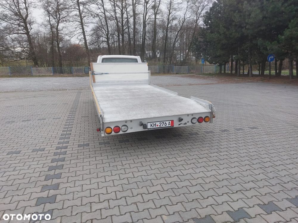 Volkswagen Transporter - 4