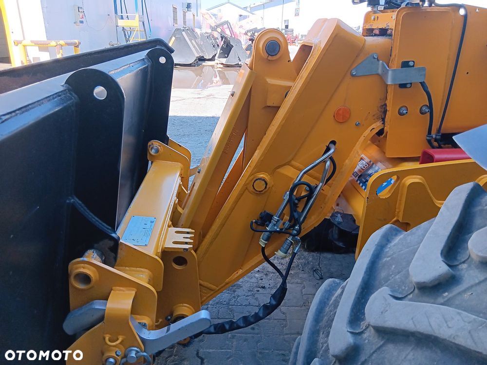 JCB 542-70 Agri - 5
